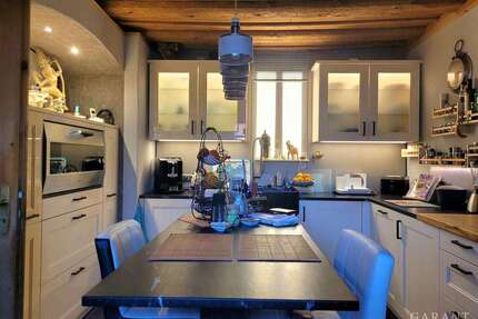 Haus zum Kaufen in Schwanstetten 889.000,00 € 260 m²