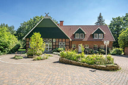 == Einfach traumhaft - Besonderes Fachwerkanwesen in ländlicher Alleinlage, um die man Sie beneiden wird! == - Melle Neuenkirchen