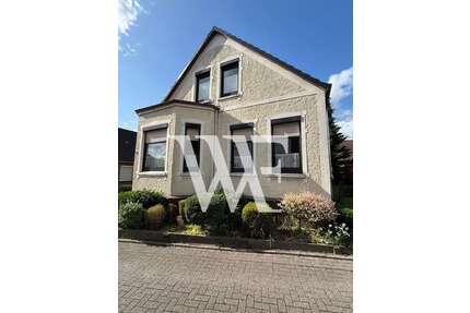 Haus zum Kaufen in Wilhelmshaven 169.000,00 € 147.37 m²
