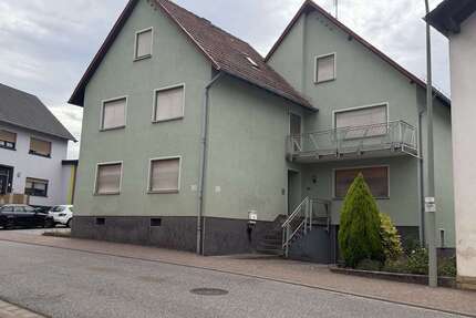 Haus zum Kaufen in Brücken 220.000,00 € 200 m²
