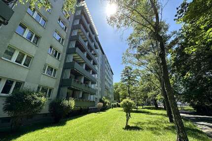 Wohnung zum Mieten in Chemnitz 447,00 € 74.52 m²