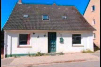 NOTVERKAUF - Zweifamilienhaus mit großem Garten - Pattensen