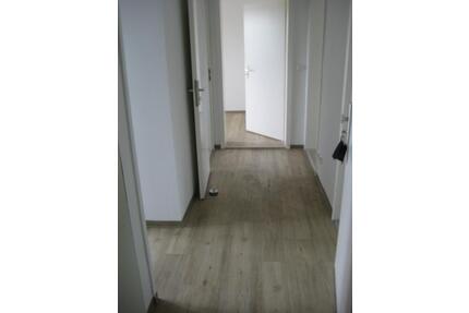 3-Raum Wohnung in Rohrbeck - 238,00&nbsp;EUR Kaltmiete, ca.&nbsp; 59,00&nbsp;m&sup2; in Osterburg (Altmark) (PLZ: 39606)