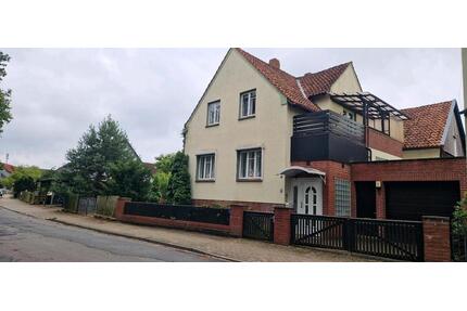 Einfamilienhaus Hänigsen mit,Garten, WintergartenGarage, Balkon - Uetze