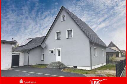 Haus zum Kaufen in Tettau 395.000,00 € 144 m²