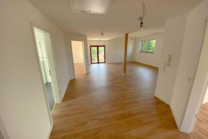 Lichtdurchflutete Dachgeschosswohnung in Toplage von Aßlar!