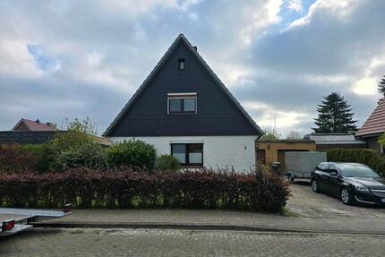 Einfamilienhaus mit Garage in Schortens Roffhausen zu verkaufen