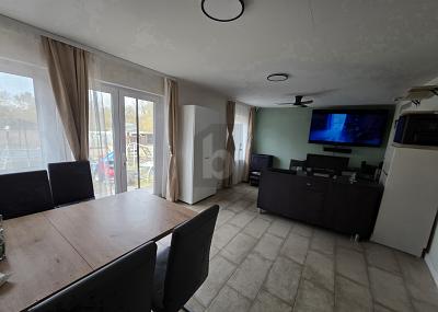 CHARMANT MIT GROßEM GARTEN - 205.000,00&nbsp;EUR Kaufpreis, ca.&nbsp; 88,00&nbsp;m&sup2;&nbsp;Wohnfl&auml;che in Seelow (PLZ: 15306)