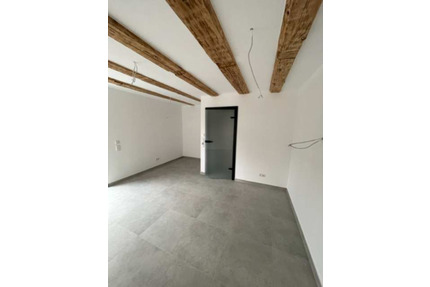 Schöne 2 Zimmer Erdgeschoss Whg.mit Terrasse und PKW-Stellplatz - Nagold