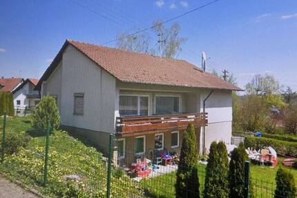 Schönes Einfamilienhaus mit viel Potential und großem Garten in toller Lage - Sigmaringen Laiz
