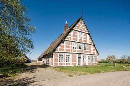 Haus zum Kaufen in Jork 429.000,00 € 233.46 m²