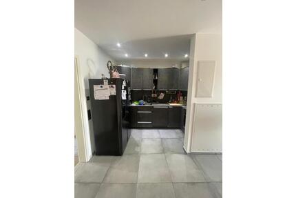 Schöne 3 Zimmer Wohnung mit Einbauküche, Balkon und Stellplatz und - Volkach