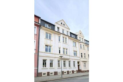 Stillvoll gepflegtes Mehrfamilienhaus mit 8 Einheiten in Döbeln!