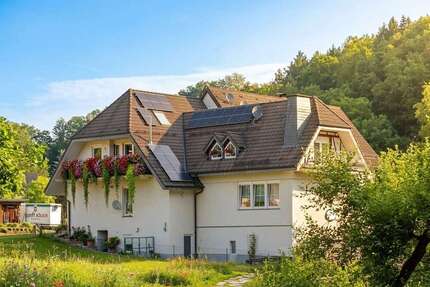 Haus zum Kaufen in Nordrhein-Westfalen - Reichshof 419.000,00 € 240 m²