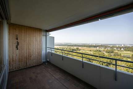 Wohnung zum Kaufen in Stuttgart 285.000,00 € 103.9 m²