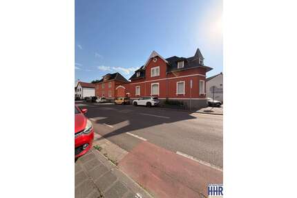 Haus zum Kaufen in Lampertheim 980.000,00 € 288 m²