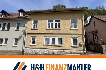 Wohnen mit Wohlfühlcharakter - Charmantes Einfamilienhaus mit Wintergarten und Sauna - Waltershausen