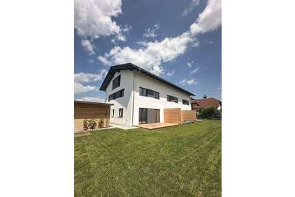 Haus zum Kaufen in Wallersdorf 529.000,00 € 149.88 m²