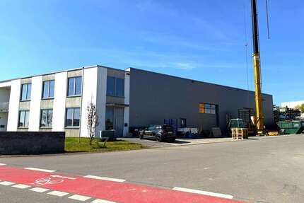 Halle in Ehingen 4.400,00 € 576 m²