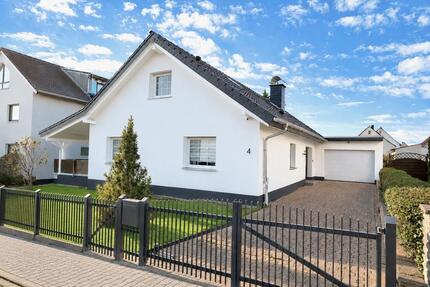 Modernes Einfamilienhaus m. Anbau, Kamin, Garten & Sonnenterrasse - Reinheim