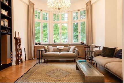 Haus zum Kaufen in Bergisch Gladbach 2.800.000,00 € 266 m²