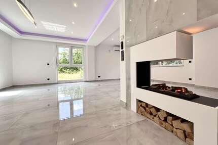 Haus zum Kaufen in Essen 980.000,00 € 217 m²