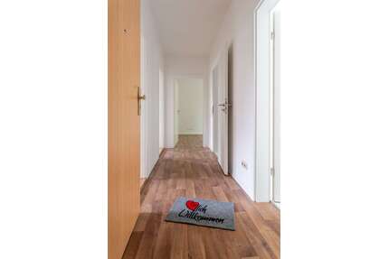 Wohnung zum Mieten in Schönebeck 357,01 € 60.51 m²