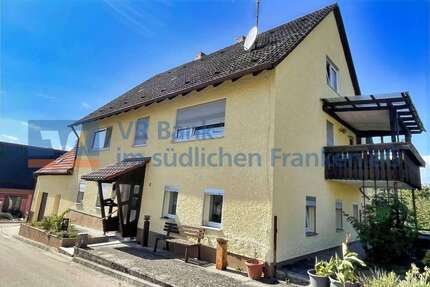 Haus zum Kaufen in Burk 199.000,00 € 219 m²