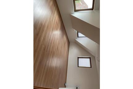 Dachgeschosswohnung - 630,00&nbsp;EUR Kaltmiete, ca.&nbsp; 40,00&nbsp;m&sup2; in Lonnerstadt (PLZ: 91475)