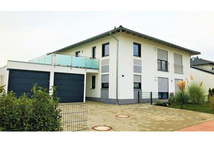 Exclusive helle großzügige 2-Zimmersouterrainwohnung mit Terrasse - Rottenburg an der Laaber
