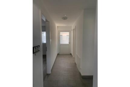 Moderne 2-Zimmer-Wohnung mit Balkon und Tiefgaragenstellplatz im Herzen von Imgenbroich - Monschau