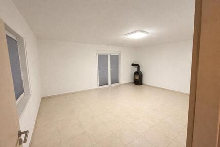 Mietwohnung: 85 m², Fußbodenheizung, Terrasse, Stellplatz - Michelstadt