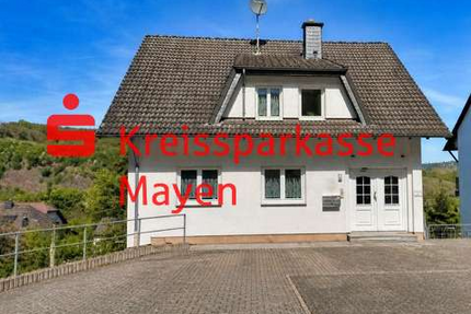 Haus zum Kaufen in Brodenbach 495.000,00 € 288.09 m²