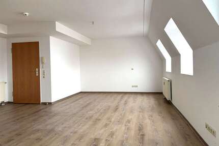 Wohnung zum Mieten in Leipzig 243,00 € 34.69 m²