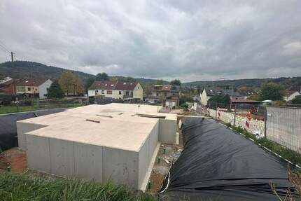 BAU BEGONNEN-EG Wohnung mit Terrasse und eigenem Garten - Mettlach Keuchingen