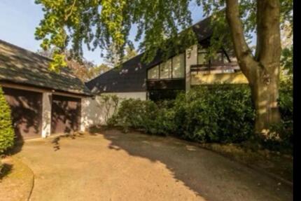 Großzügiges Haus mit Doppelgarage und Keller in Ganderkesee zu vermieten - Delmenhorst