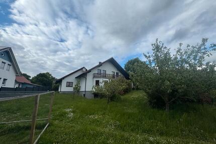 Haus zu vermieten - 2.500,00&nbsp;EUR Kaltmiete, ca.&nbsp; 200,00&nbsp;m&sup2; in Waldenburg (PLZ: 74638)