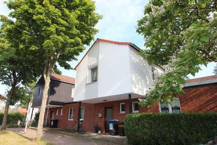 Haus zum Mieten in Burgdorf 1.239,33 € 109 m²