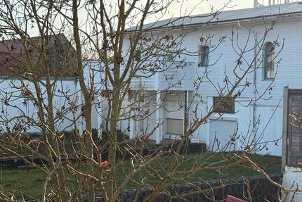 Gewerbe o. Unterkünfte u. Wohnung, 2x230 m², 2000 m² Grundstück - Schkeuditz