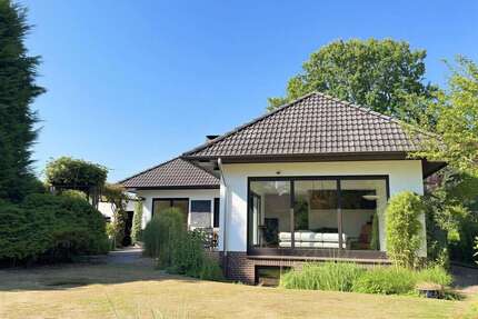 Haus zum Mieten in Tangstedt 1.950,00 € 175 m²