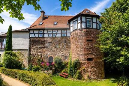 Haus zum Kaufen in Büdingen 860.000,00 € 320 m²