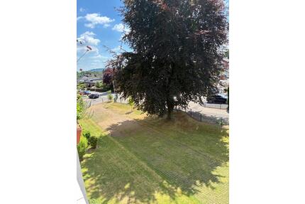 3-Zimmer-Wohnung mit Balkon, Aufzug & Einbauküche in Grevenbroich