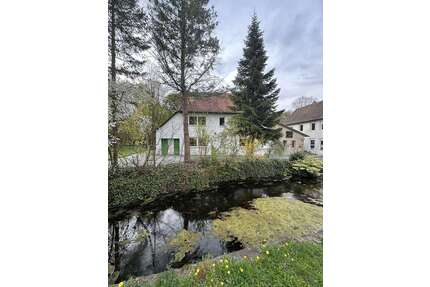 Haus zum Kaufen in Alfeld 139.000,00 € 170 m²
