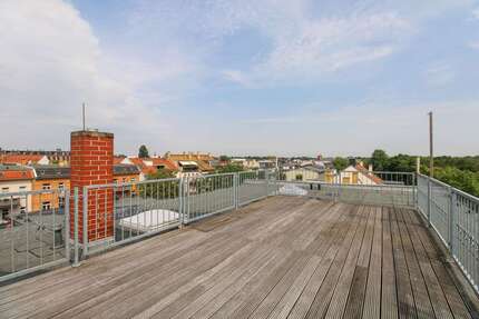 Wohnung zum Mieten in Leipzig 1.800,00 € 161.96 m²