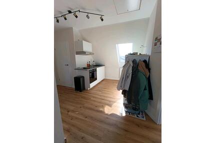 Schöne 3 Zimmer Wohnung in ruhiger Wohngegend - Büdelsdorf