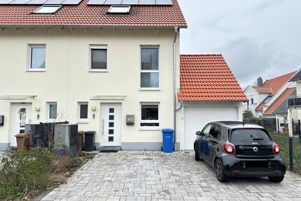 6-Zi. Reihenendhaus mit Garage in bester Wohnlage in Mainaschaff