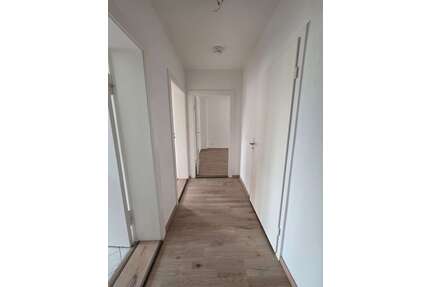 Wohnung zum Mieten in Bitterfeld-Wolfen OT Bitterfeld 392,18 € 58.1 m²
