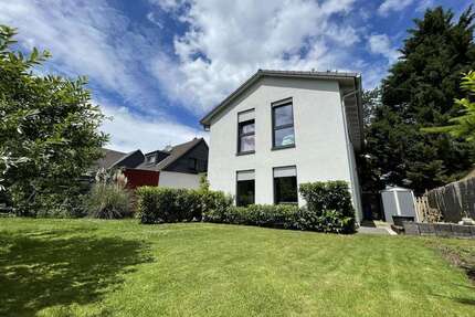 Haus zum Kaufen in Sankt Augustin - Niederpleis 599.000,00 € 110 m²