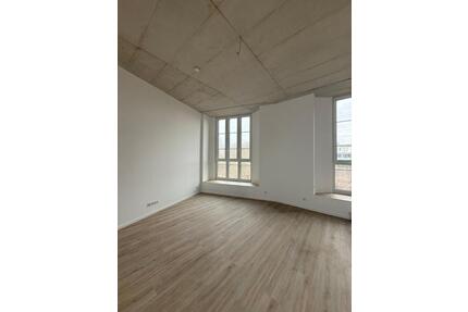 Alt trifft Neu: Kirchenraum wird Wohn(t)raum