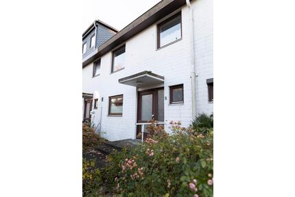 Reihenmittelhaus in erster Reihe am Plöner See zur Miete